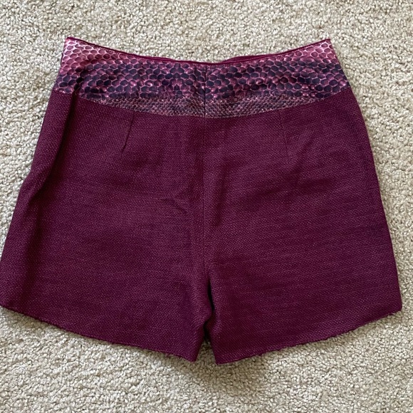 Longchamp Woven Linen Silk Shorts 42  US 10 - Picture 2 of 5
